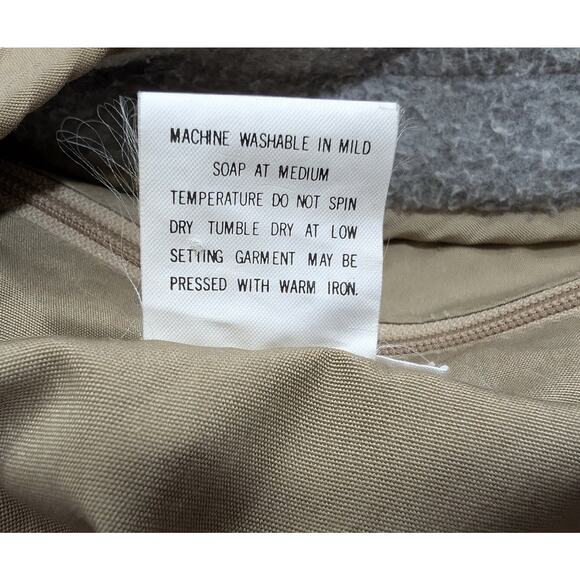 Vintage 80s Vest Tan Fly Fishing Hunting Pockets Men's Size XL Columbia - Picture 7 of 10